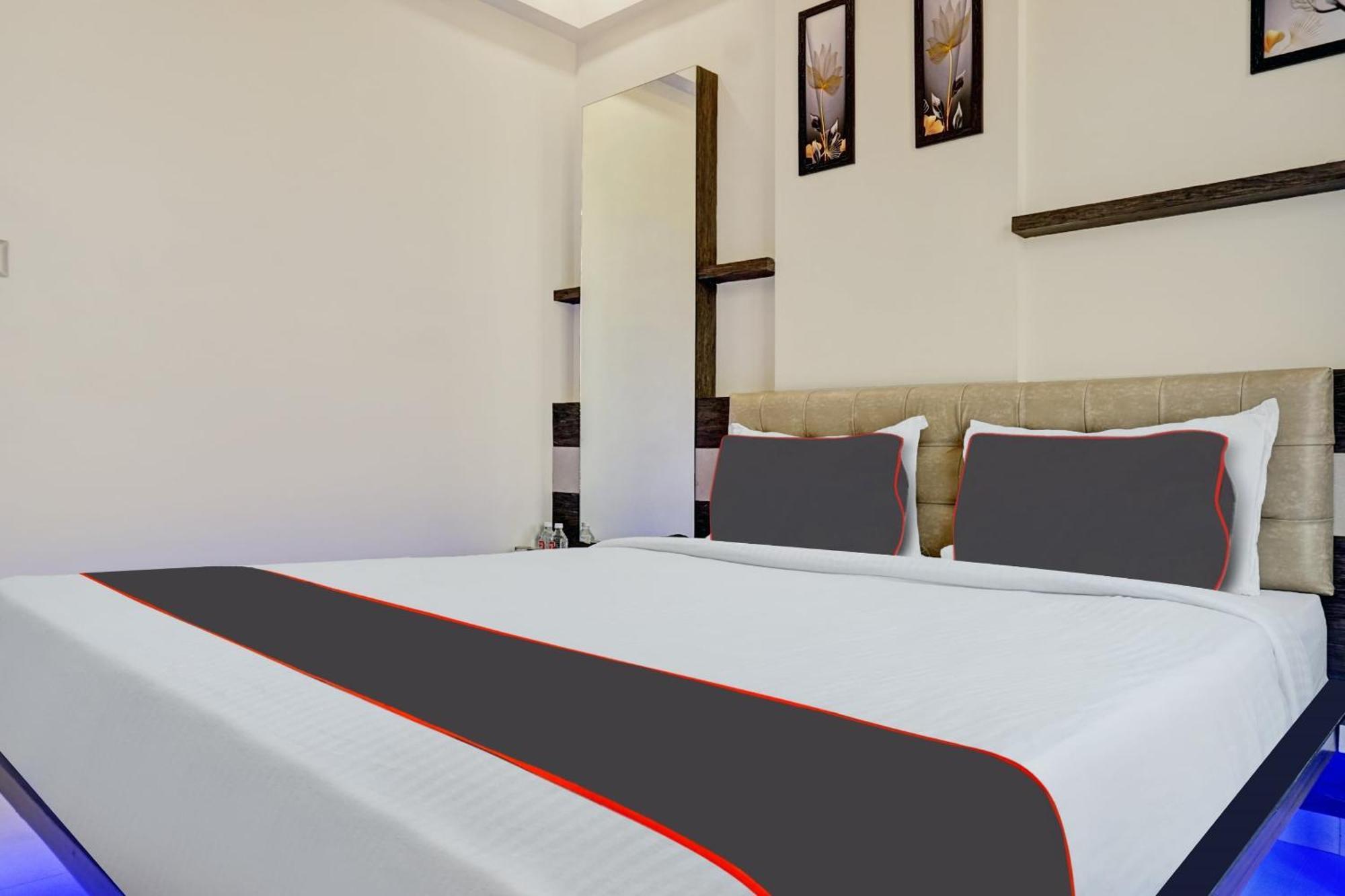 Pimpri-Chinchwad Super Townhouse Poona Royal酒店 外观 照片