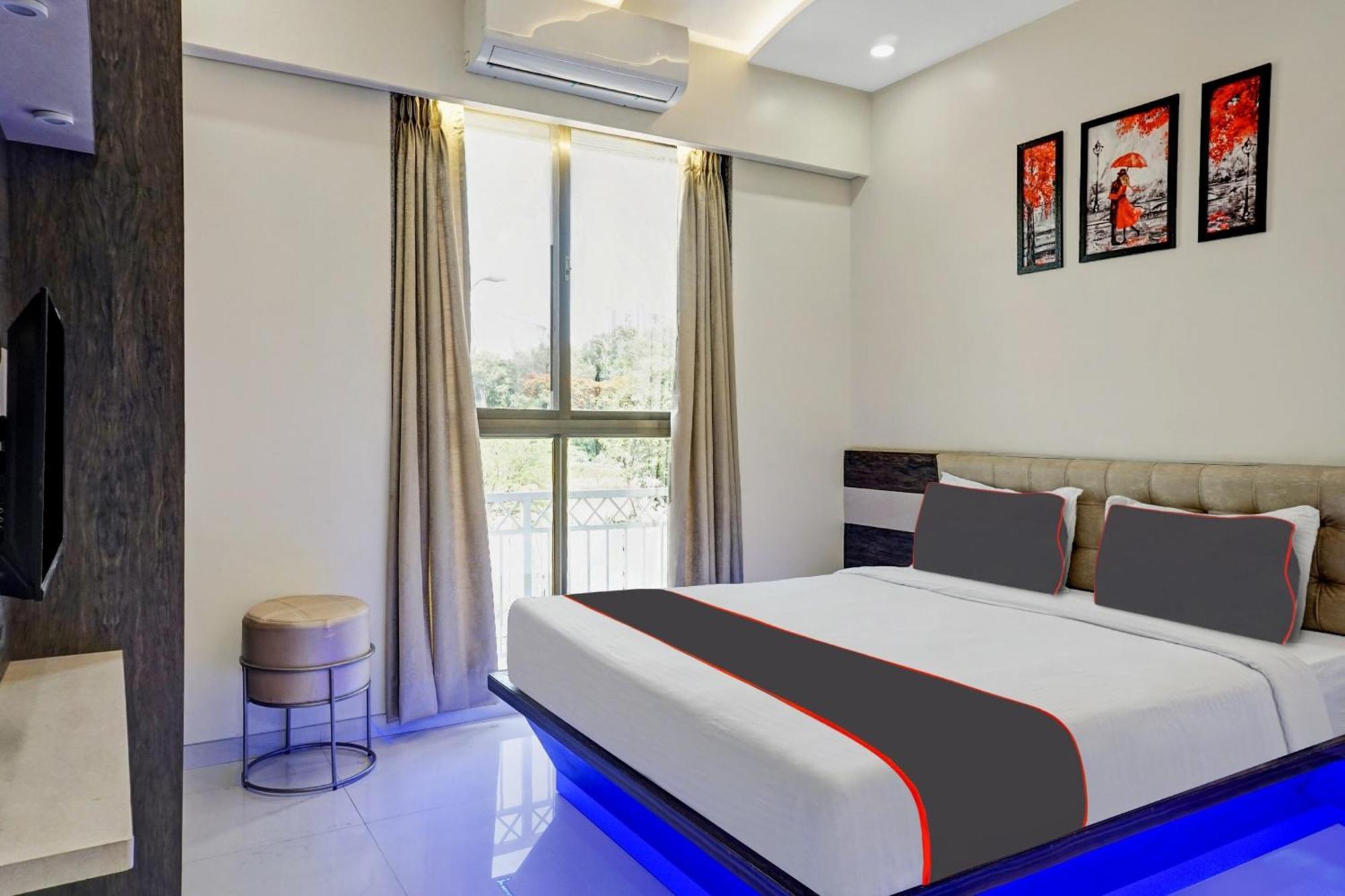 Pimpri-Chinchwad Super Townhouse Poona Royal酒店 外观 照片