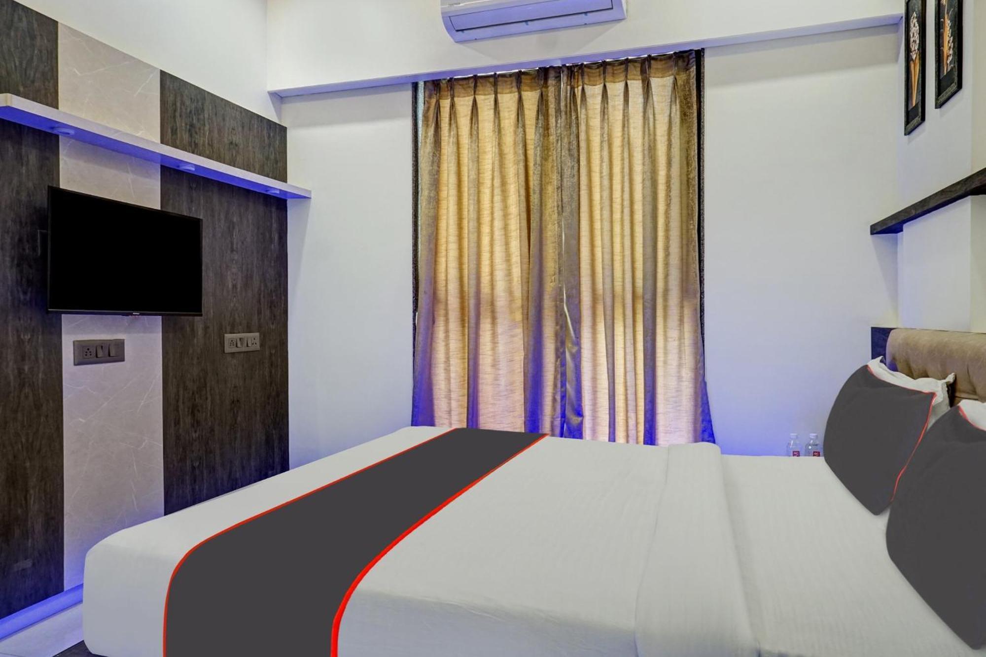 Pimpri-Chinchwad Super Townhouse Poona Royal酒店 外观 照片