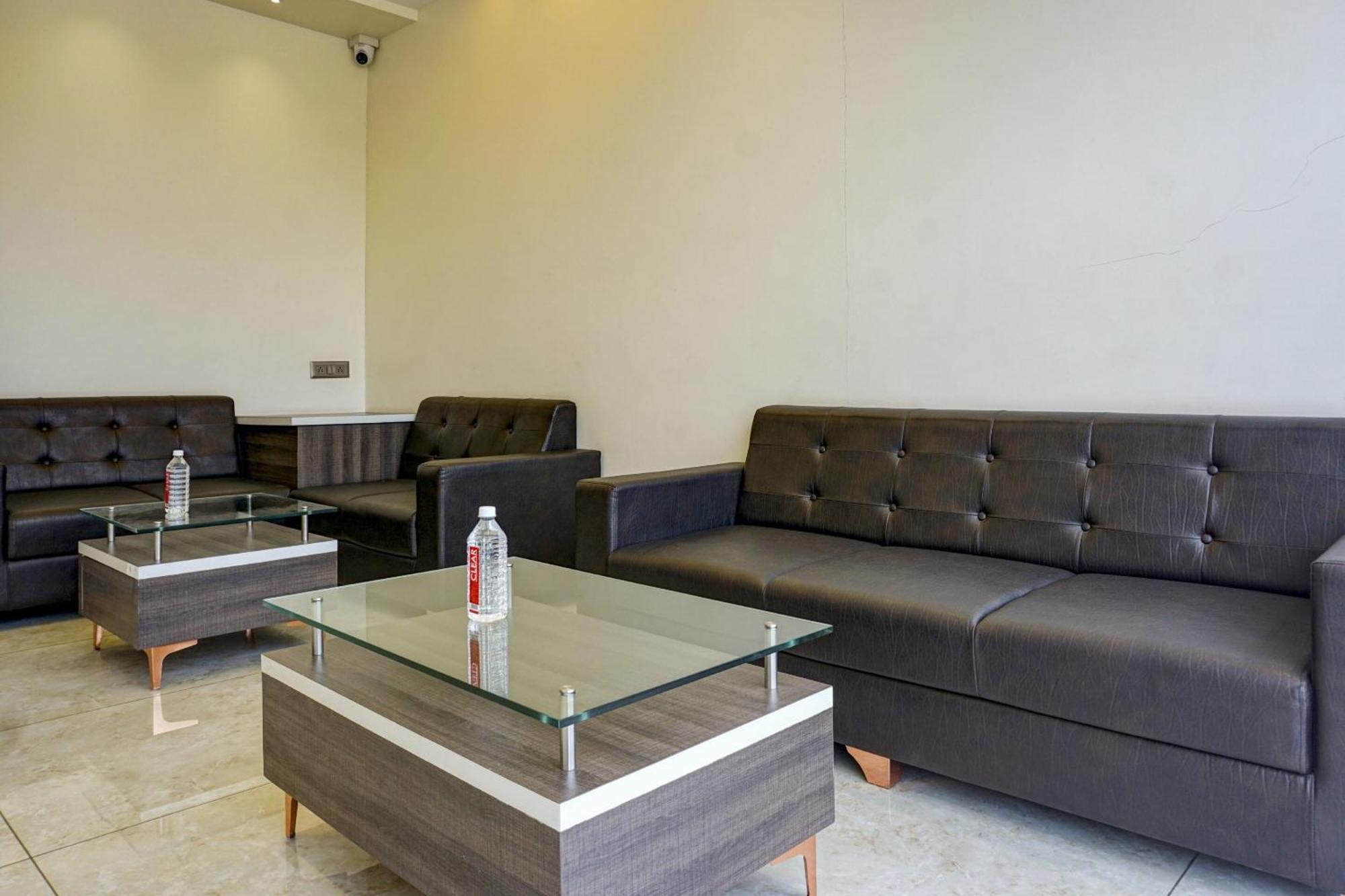 Pimpri-Chinchwad Super Townhouse Poona Royal酒店 外观 照片